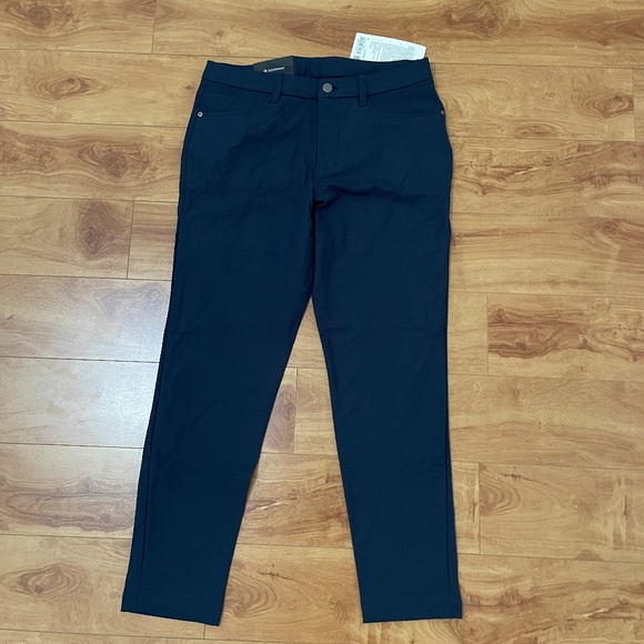 Lululemon Men ABC Slim Fit 5 Pocket Pant Navy Blue 31"W x 30"L New with Tag - Picture 1 of 7